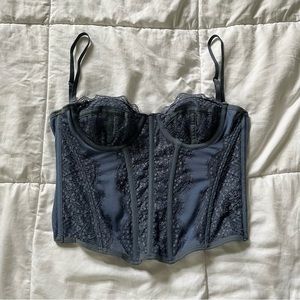 URBAN OUTFITTERS CORSET TOP